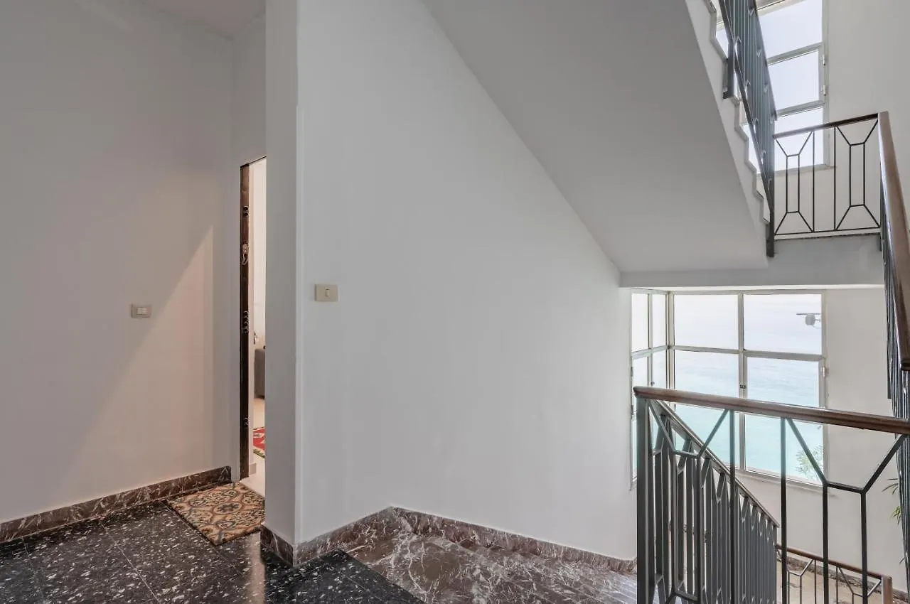 Taormina Seaview Studio A Few Steps From The Beach Daire